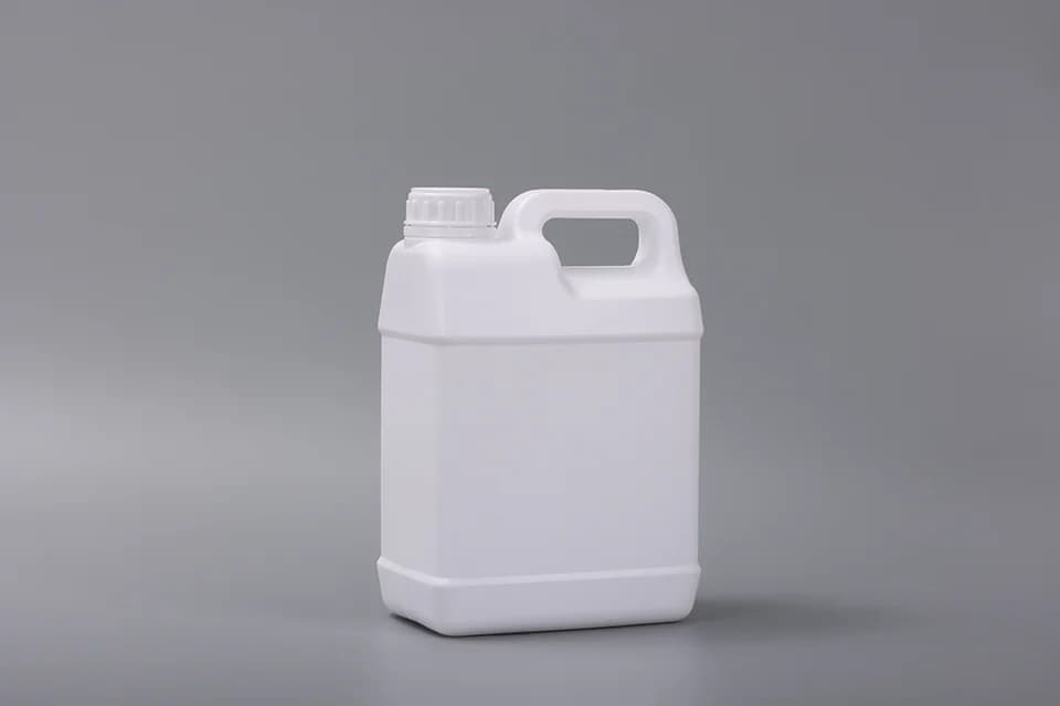 4 L HDPE Jerrycan, model 4L-17