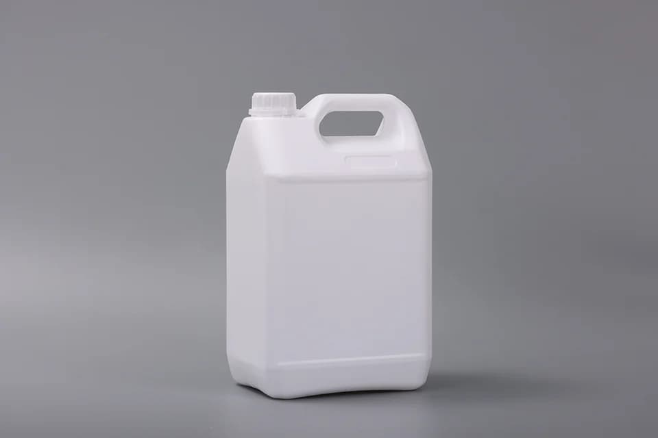 6 L HDPE Jerrycan, model 6L-01