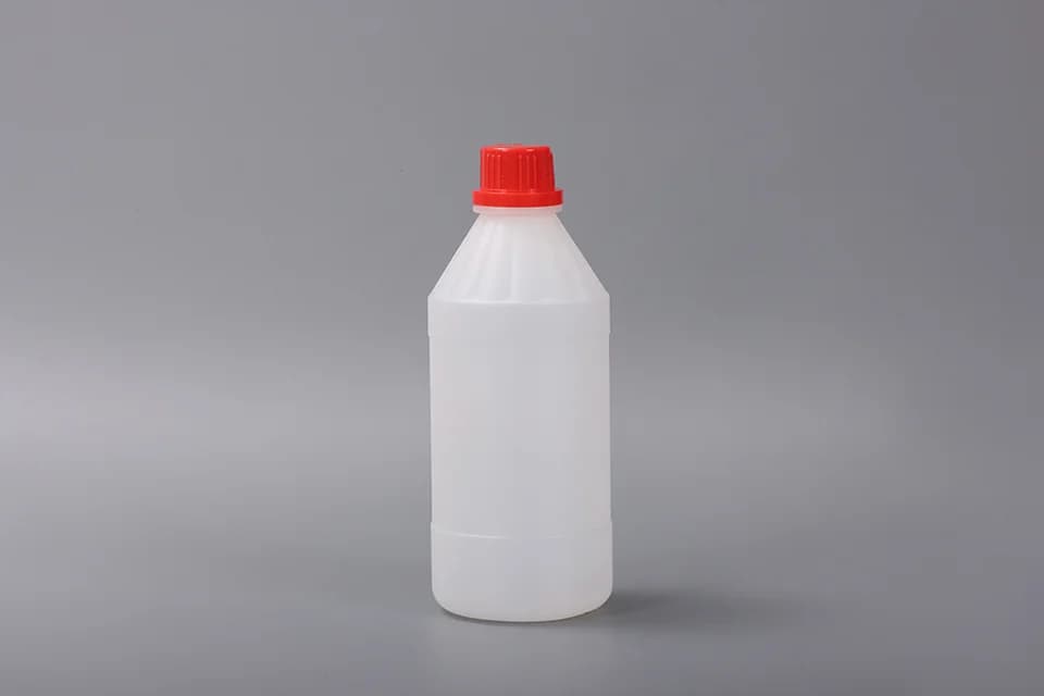 700 ml HDPE Agrochemical Bottle, model 0.7L-01