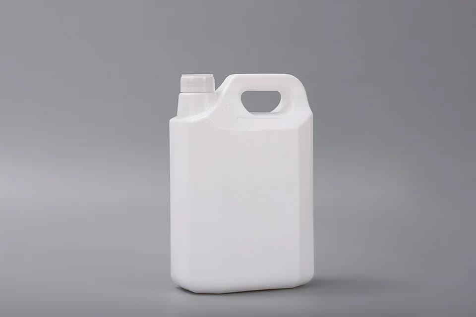 5 L HDPE Jerrycan, model 5L-38